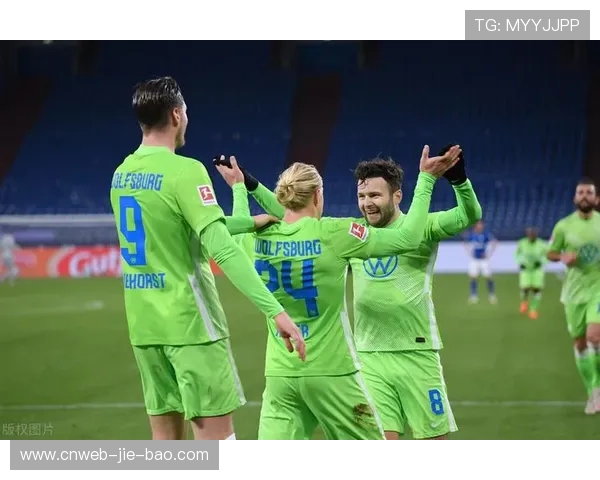 斯图加特迎战沃尔夫斯堡，中场控制力成胜负手